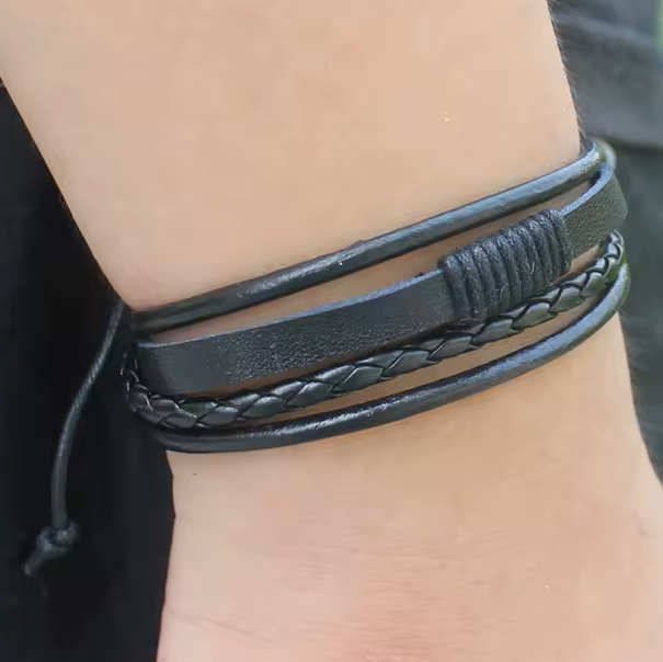 צמידי חוטים
